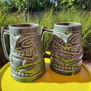 Tiki Mugs ~ 2005 ~ Hawaii ~ Made in USA ~ Jumbo 24 oz ~ Fun ~ Tropical